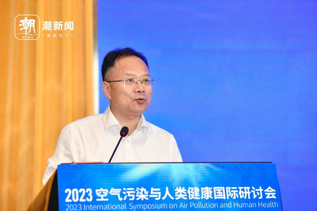 2陈校长致辞.jpg